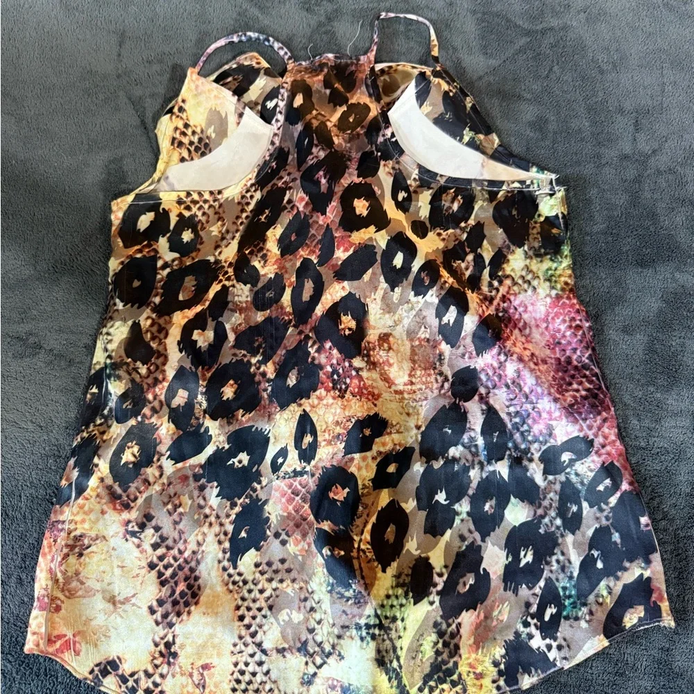 Stylish Multicolor Top - Picture 2 of 2